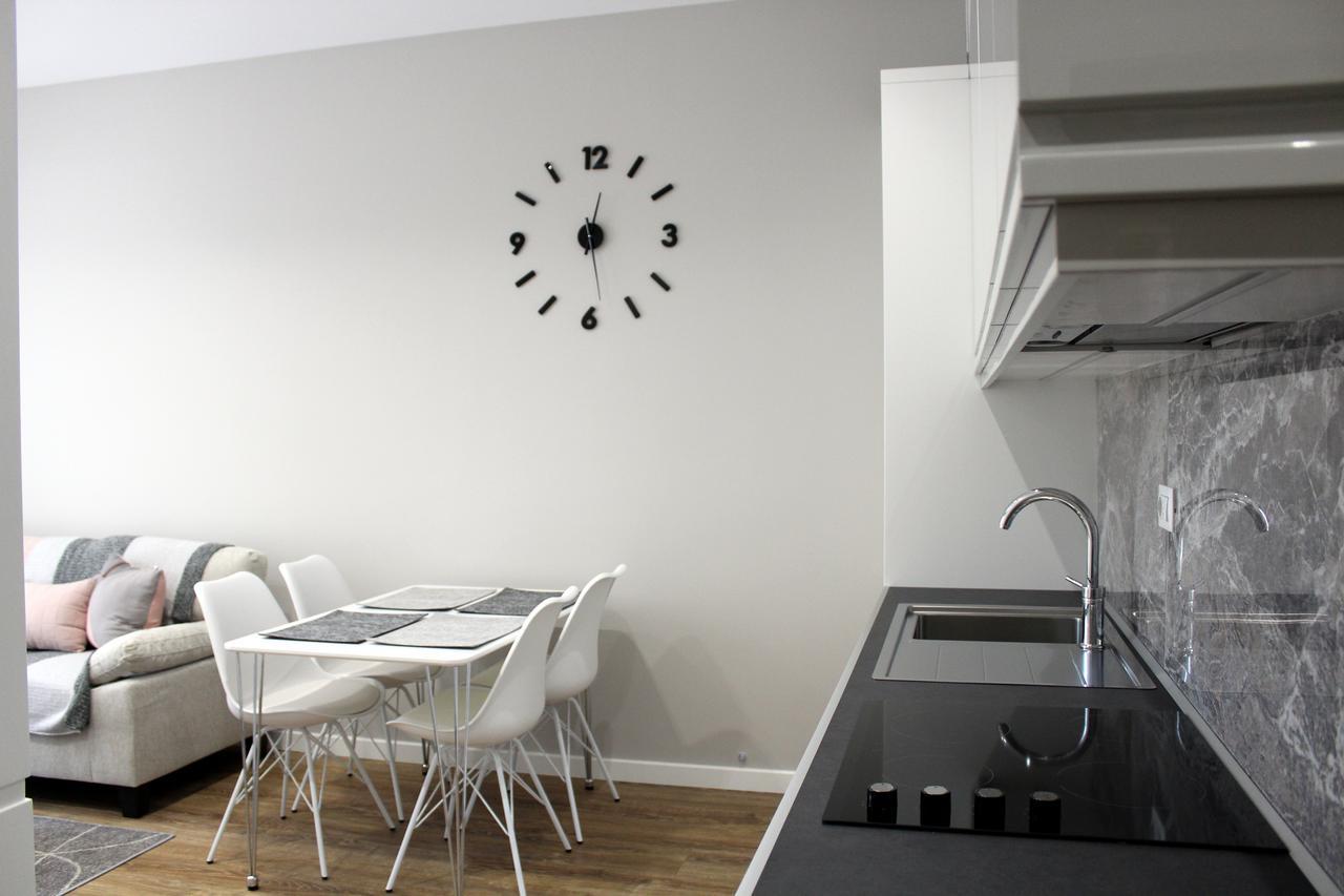 Fleur Apartment Tiranë Ngoại thất bức ảnh